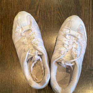 Chase cheer shoes